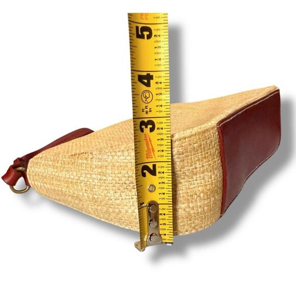 VTG Etienne Aigner Woven Straw & Cranberry Trim Shoulder Bag Wood Sandal Fob - Picture 13 of 14